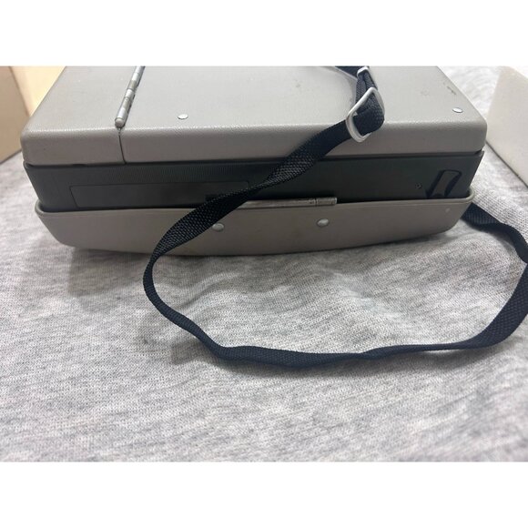 Polaroid Land 103 Packfilm Land Camera and Case Gray 1960s - Picture 8 of 8